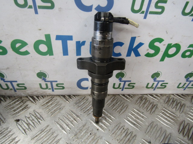 DAF LF 45 EURO 3 INJECTORS (4) P/NO 0445120-007 - Kraftstoffaufbereitung/ Kraftstoffförderung für LKW: das Bild 2 DAF LF 45 EURO 3 INJECTORS (4) P/NO 0445120-007 - Kraftstoffaufbereitung/ Kraftstoffförderung für LKW: das Bild 2