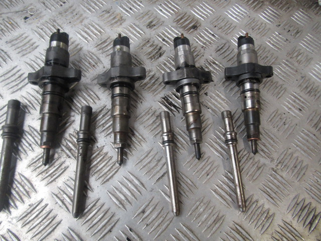 DAF LF 45 EURO 3 INJECTORS (SET OF 4) P/NO 0445120007 - Kraftstoffaufbereitung/ Kraftstoffförderung für LKW: das Bild 2 DAF LF 45 EURO 3 INJECTORS (SET OF 4) P/NO 0445120007 - Kraftstoffaufbereitung/ Kraftstoffförderung für LKW: das Bild 2