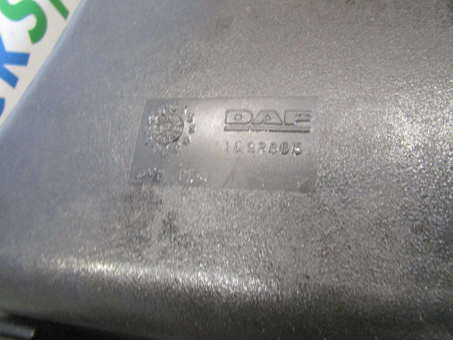 DAF XF 105 AD BLUE TANK COMPLETE P/NO 1692865 - Kraftstofftank für LKW: das Bild 2 DAF XF 105 AD BLUE TANK COMPLETE P/NO 1692865 - Kraftstofftank für LKW: das Bild 2