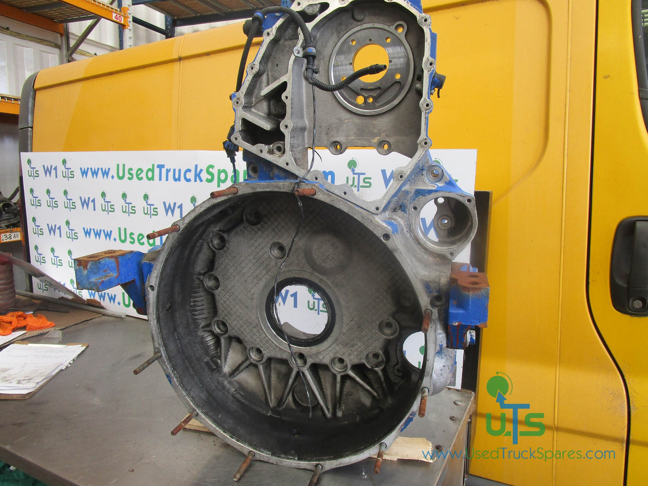 IVECO CURSOR 8 FLYWHEEL BELLHOUSING P/NO 99482255 - Schwungscheibe für LKW: das Bild 2 IVECO CURSOR 8 FLYWHEEL BELLHOUSING P/NO 99482255 - Schwungscheibe für LKW: das Bild 2