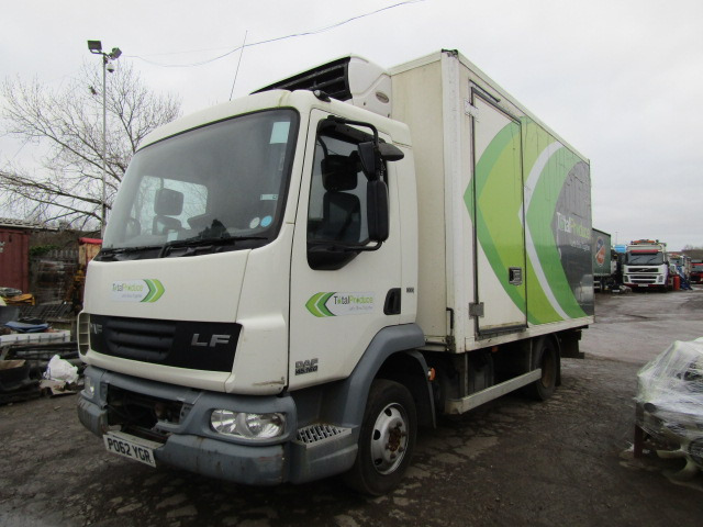 DAF LF 45 160 REFRIDGERATED TRUCK 2012 FOR BREAKING (CARRIER FRIDGE UNIT) - LKW: das Bild 3 DAF LF 45 160 REFRIDGERATED TRUCK 2012 FOR BREAKING (CARRIER FRIDGE UNIT) - LKW: das Bild 3