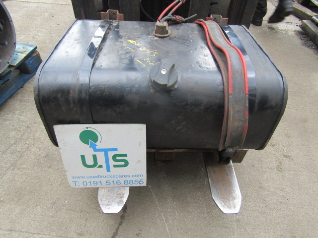 MAN 8163 (LE2000) FUEL TANK COMPLETE - Kraftstofftank für LKW: das Bild 1 MAN 8163 (LE2000) FUEL TANK COMPLETE - Kraftstofftank für LKW: das Bild 1