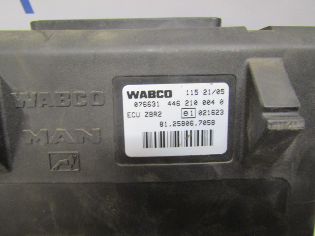 MAN TGA ZBR2 ECU P/NO 01.25806.7058 - Steuergerät für LKW: das Bild 2 MAN TGA ZBR2 ECU P/NO 01.25806.7058 - Steuergerät für LKW: das Bild 2