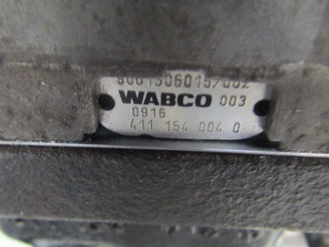 MERCEDES 1829 OM906 EURO 5 WABCO COMPRESSOR 4111540040 - Motor und Teile für LKW: das Bild 3 MERCEDES 1829 OM906 EURO 5 WABCO COMPRESSOR 4111540040 - Motor und Teile für LKW: das Bild 3
