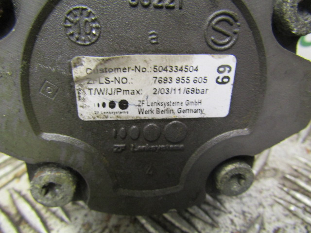 MITSUBISHI FUSO 4P10 POWER STEERING PUMP P/NO 504334504 - Lenkung für LKW: das Bild 2 MITSUBISHI FUSO 4P10 POWER STEERING PUMP P/NO 504334504 - Lenkung für LKW: das Bild 2