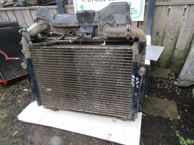 SCANIA P94 230 RADIATOR/INTERCOOLER PACK P/NO 1400937 - Kühler für LKW: das Bild 2 SCANIA P94 230 RADIATOR/INTERCOOLER PACK P/NO 1400937 - Kühler für LKW: das Bild 2