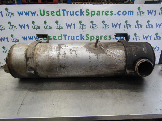 VOLVO FE EXHAUST SILENCER WITH CAT P/NO 21669952 - Auspuff/ Abgasanlage für LKW: das Bild 1 VOLVO FE EXHAUST SILENCER WITH CAT P/NO 21669952 - Auspuff/ Abgasanlage für LKW: das Bild 1