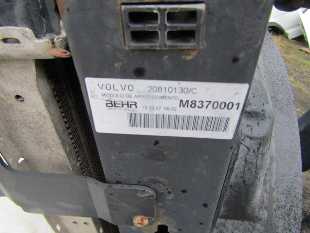 VOLVO FL7 FE240 RADIATOR/INTERCOOLER PACK P/NO 20810130 / C - Kühler für LKW: das Bild 2 VOLVO FL7 FE240 RADIATOR/INTERCOOLER PACK P/NO 20810130 / C - Kühler für LKW: das Bild 2