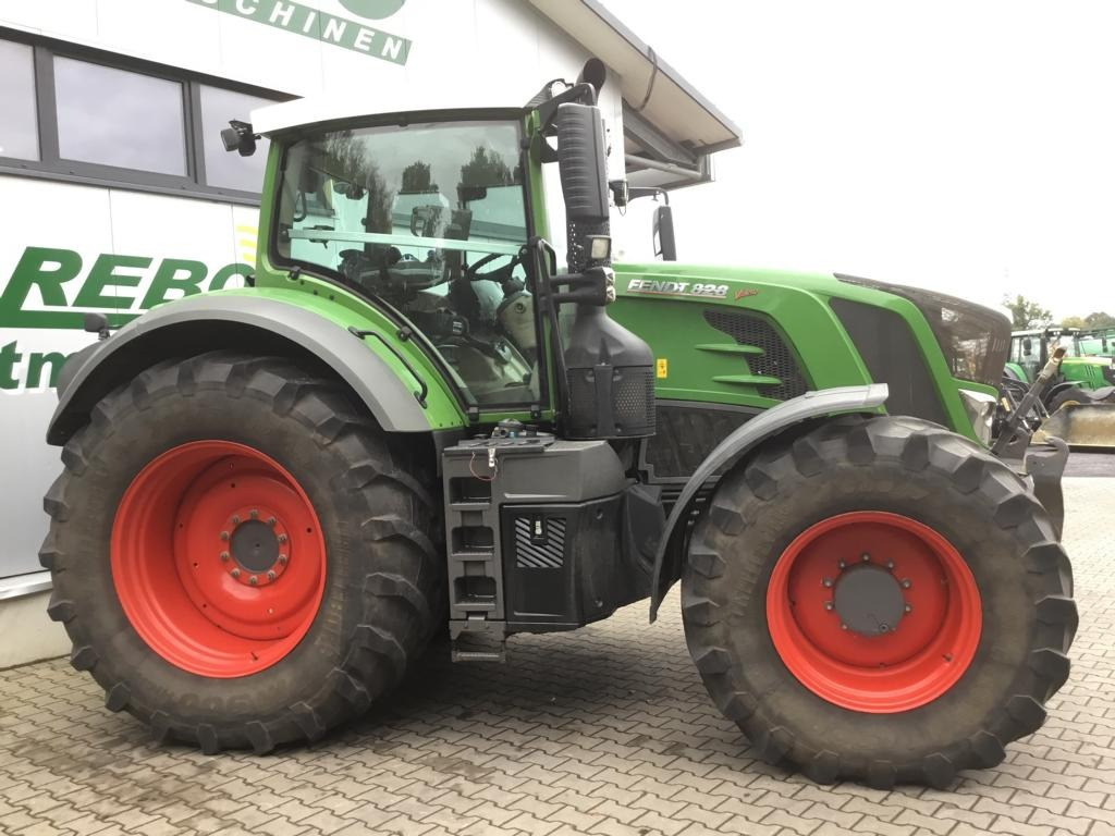 Traktor Fendt 828 PROFI PLUS: das Bild 24