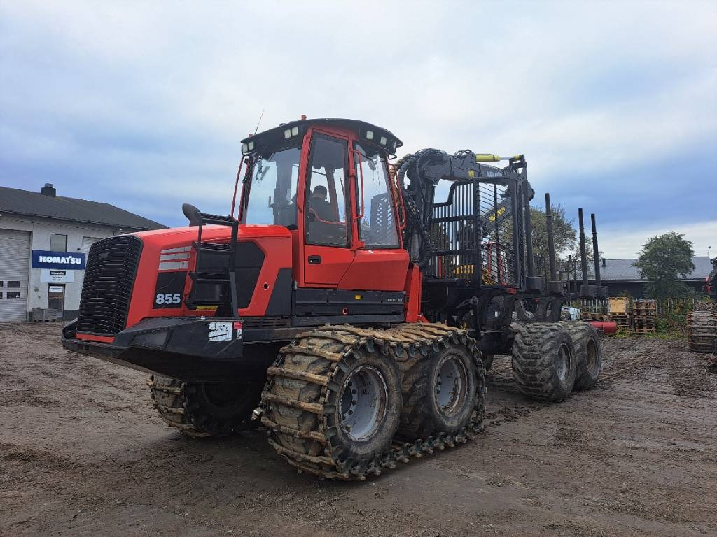 Komatsu 855 - Forwarder: das Bild 1 Komatsu 855 - Forwarder: das Bild 1