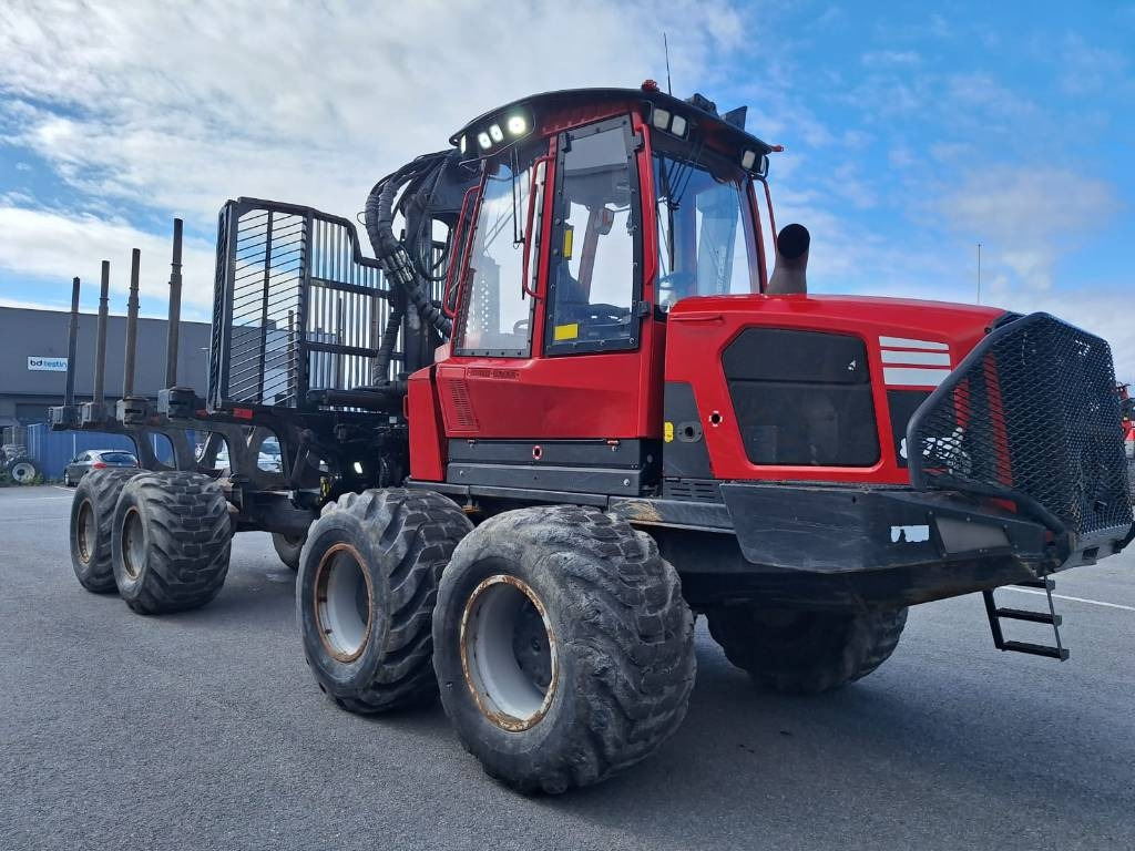Komatsu 875 - Forwarder: das Bild 1 Komatsu 875 - Forwarder: das Bild 1