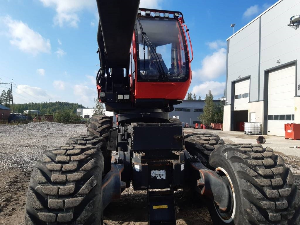 Harvester Komatsu 931.2: das Bild 14