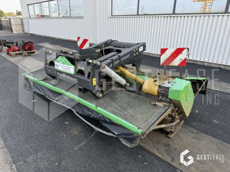 DEUTZ SM5.32 FTG - Mähwerk: das Bild 2 DEUTZ SM5.32 FTG - Mähwerk: das Bild 2