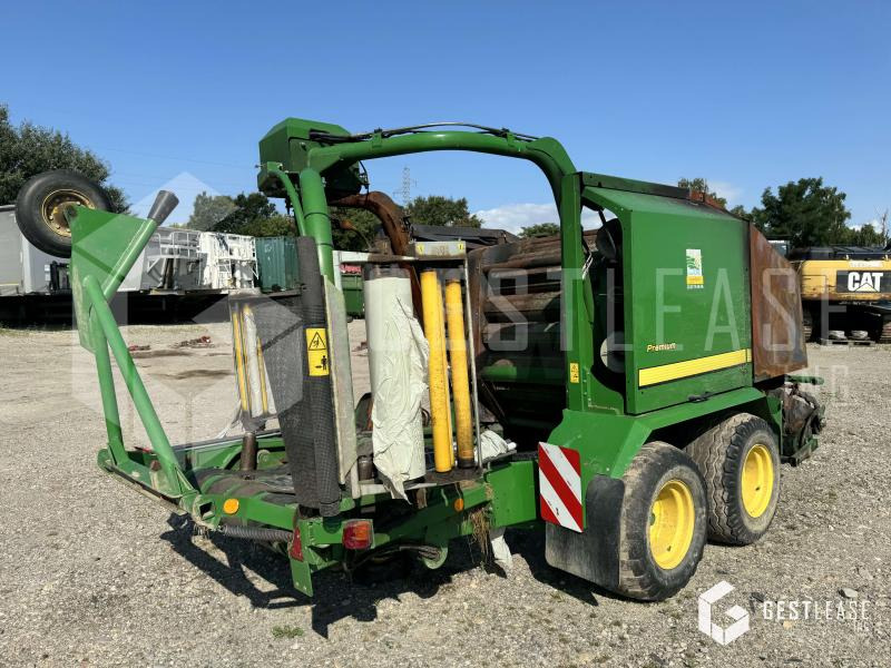 John Deere 744 - Rundballenpresse: das Bild 2 John Deere 744 - Rundballenpresse: das Bild 2
