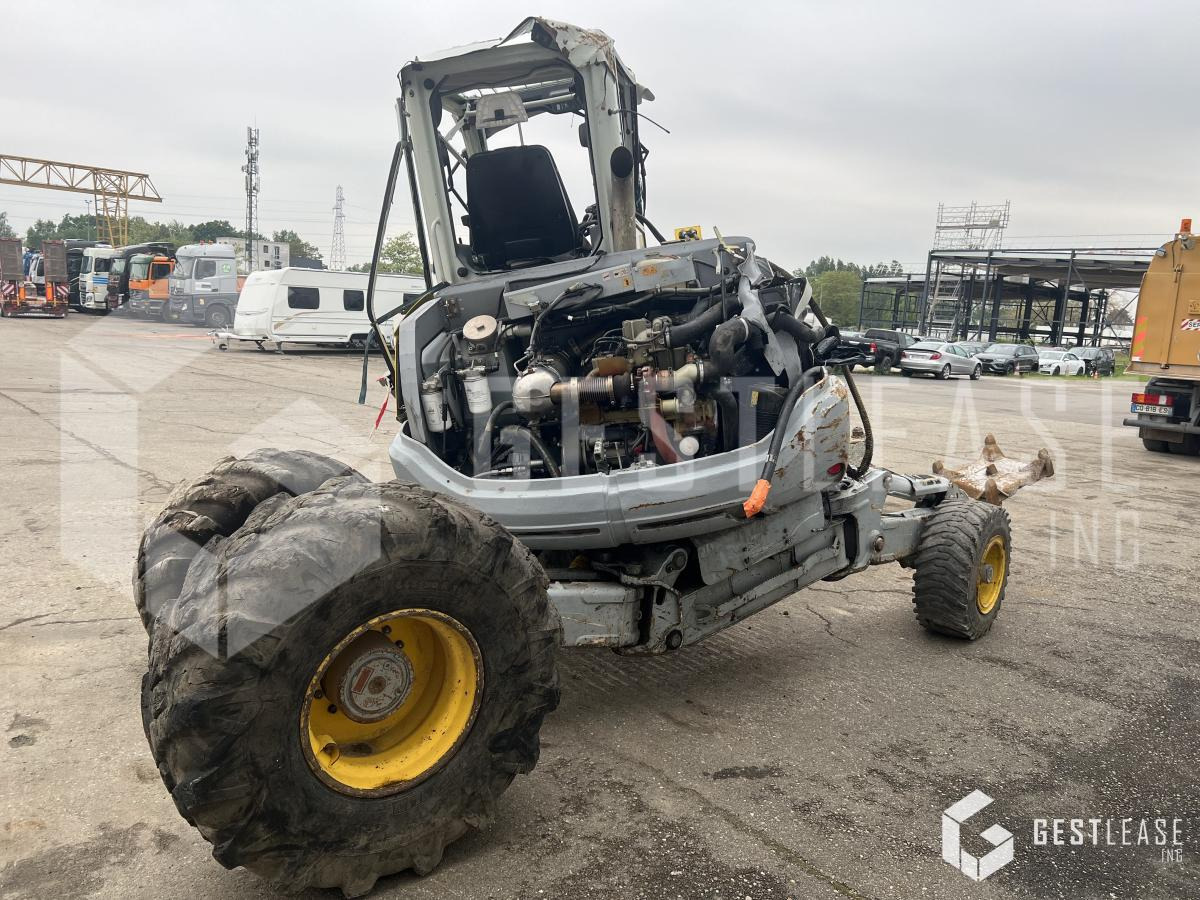 Menzi-Muck M220 - Schreitbagger: das Bild 2 Menzi-Muck M220 - Schreitbagger: das Bild 2