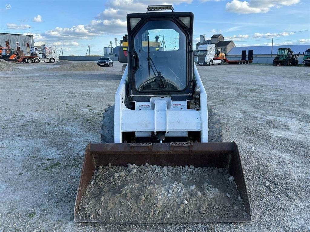Kompaktlader Bobcat S130: das Bild 12