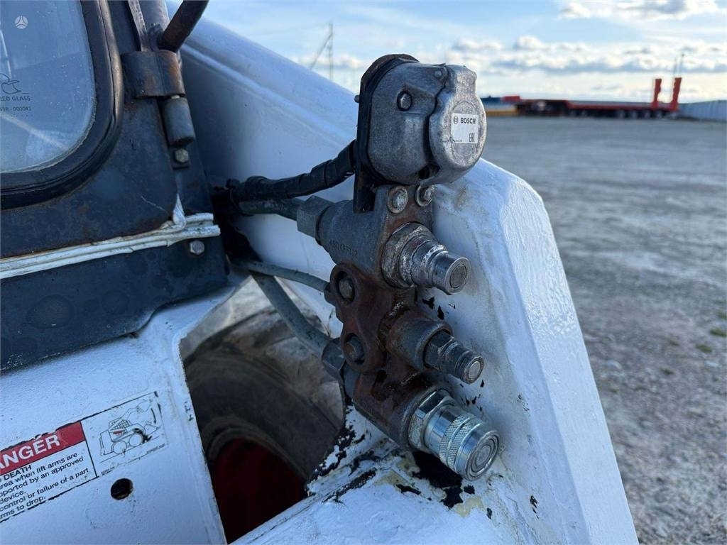 Kompaktlader Bobcat S130: das Bild 14