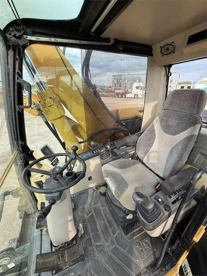 Mobilbagger CAT M315C: das Bild 11 Mobilbagger CAT M315C: das Bild 11