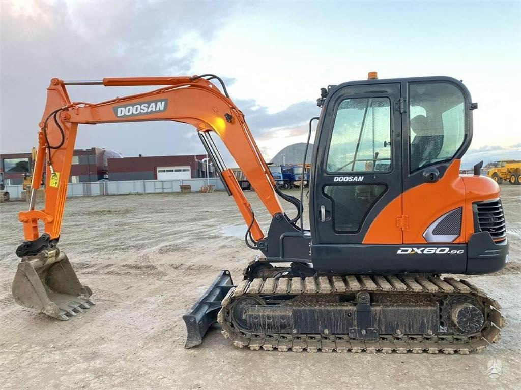 Doosan DX 60 C - Minibagger: das Bild 2 Doosan DX 60 C - Minibagger: das Bild 2