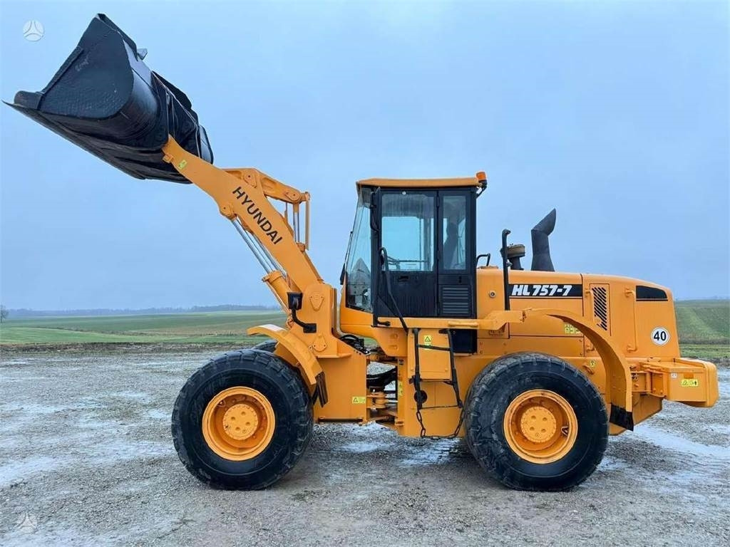 Hyundai HL757-7, third line - Radlader: das Bild 4 Hyundai HL757-7, third line - Radlader: das Bild 4