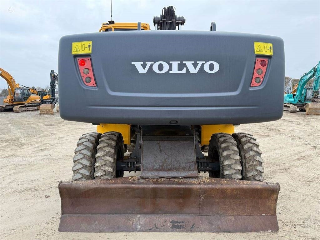 Volvo EW 230 C, 25 ton - Mobilbagger: das Bild 4 Volvo EW 230 C, 25 ton - Mobilbagger: das Bild 4