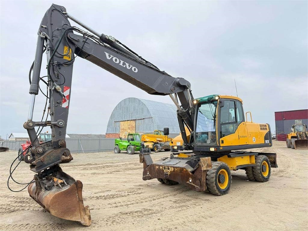 Volvo EW 230 C, 25 ton - Mobilbagger: das Bild 1 Volvo EW 230 C, 25 ton - Mobilbagger: das Bild 1