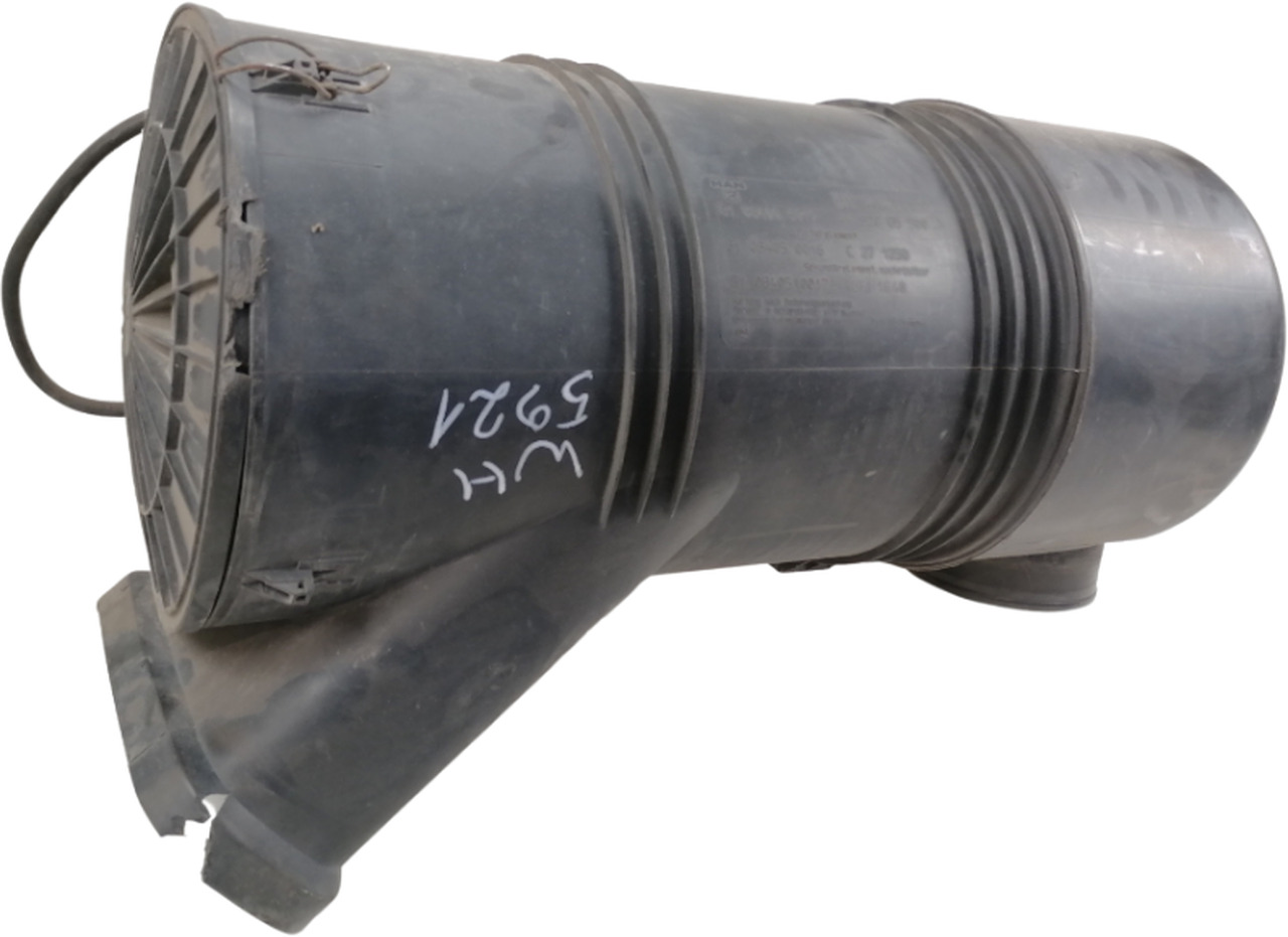 MAN Air filter housing 81084006012 - Luftansaugsystem für LKW: das Bild 1 MAN Air filter housing 81084006012 - Luftansaugsystem für LKW: das Bild 1