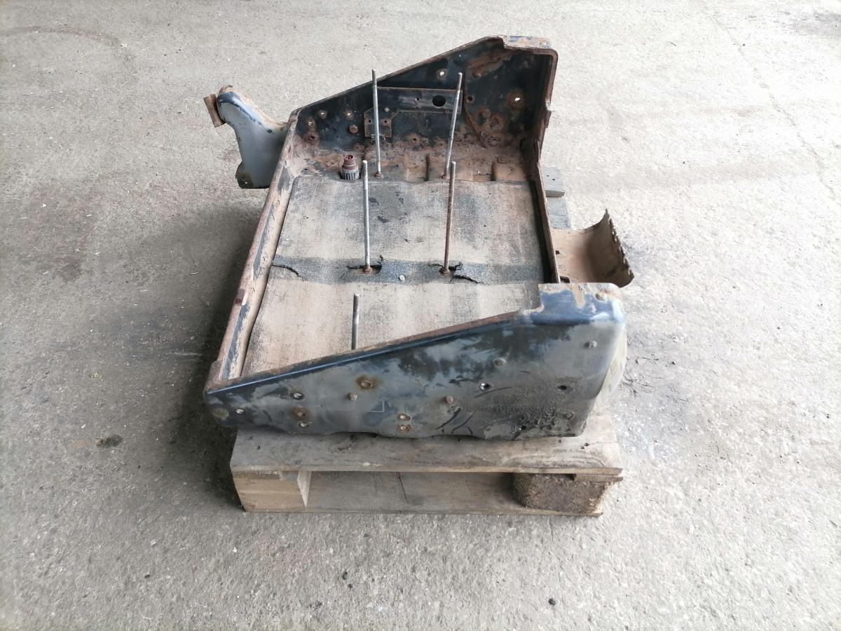 MAN Battery box 81418605363 - Batterie für LKW: das Bild 3 MAN Battery box 81418605363 - Batterie für LKW: das Bild 3