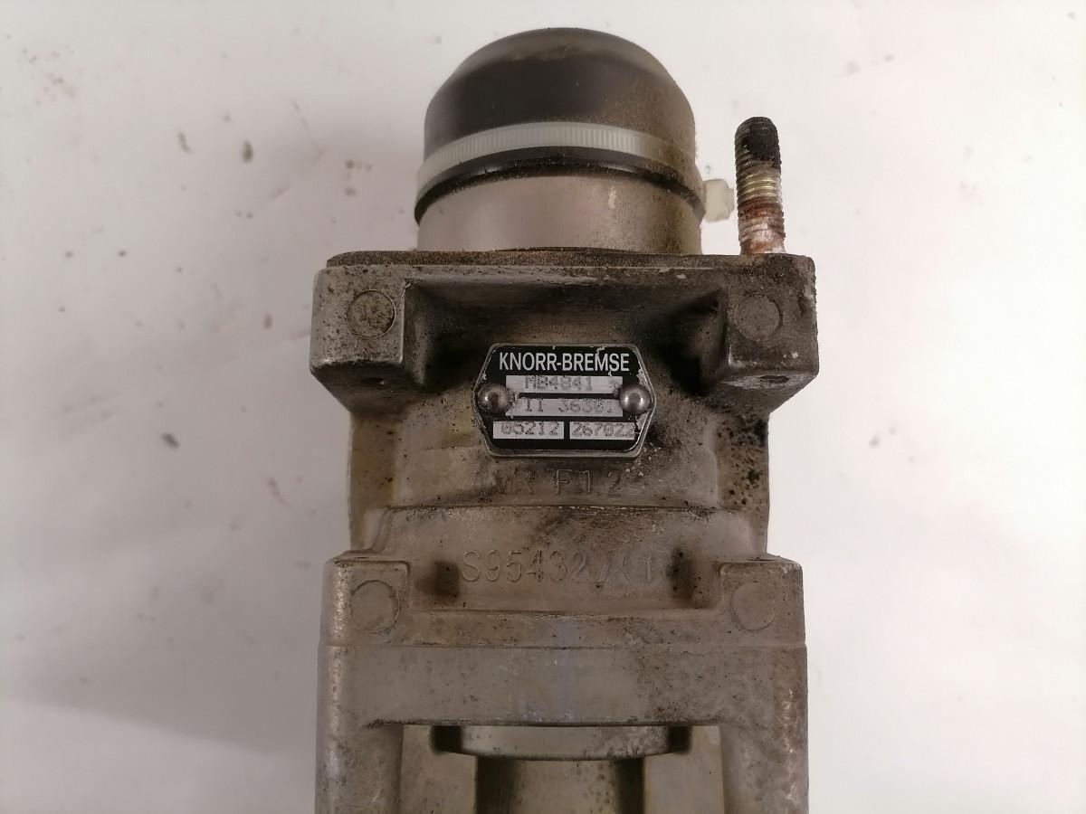 MAN Brake pressure control II36301 - Bremsventil für LKW: das Bild 5 MAN Brake pressure control II36301 - Bremsventil für LKW: das Bild 5