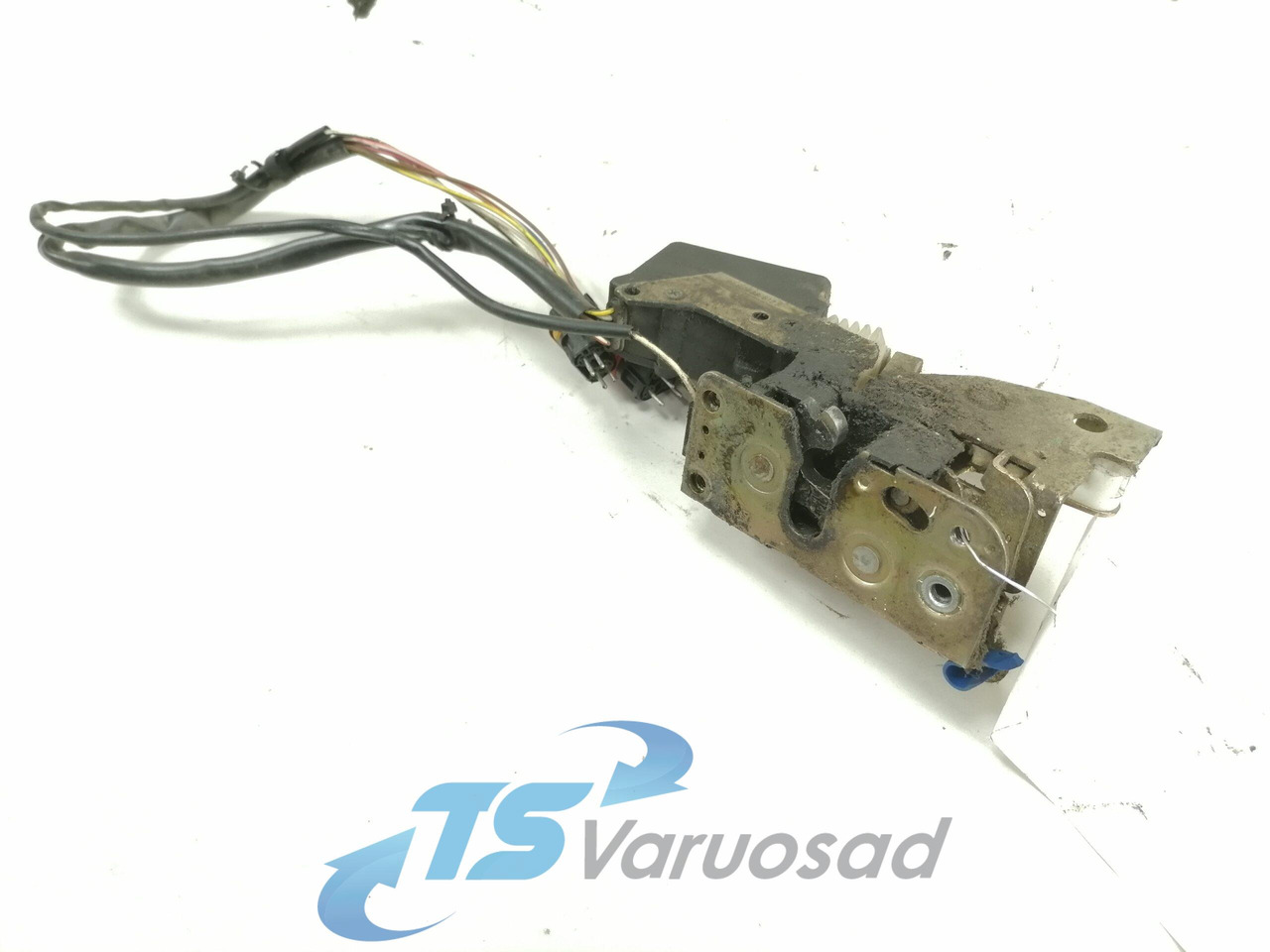 MAN Door lock 81626806122 - Tür und Teile für LKW: das Bild 1 MAN Door lock 81626806122 - Tür und Teile für LKW: das Bild 1