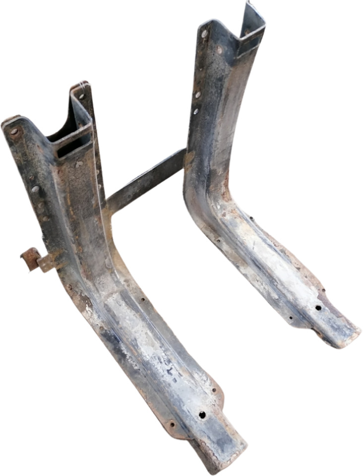 MAN Fuel tank bracket 81418015492 - Kraftstofftank für LKW: das Bild 1 MAN Fuel tank bracket 81418015492 - Kraftstofftank für LKW: das Bild 1