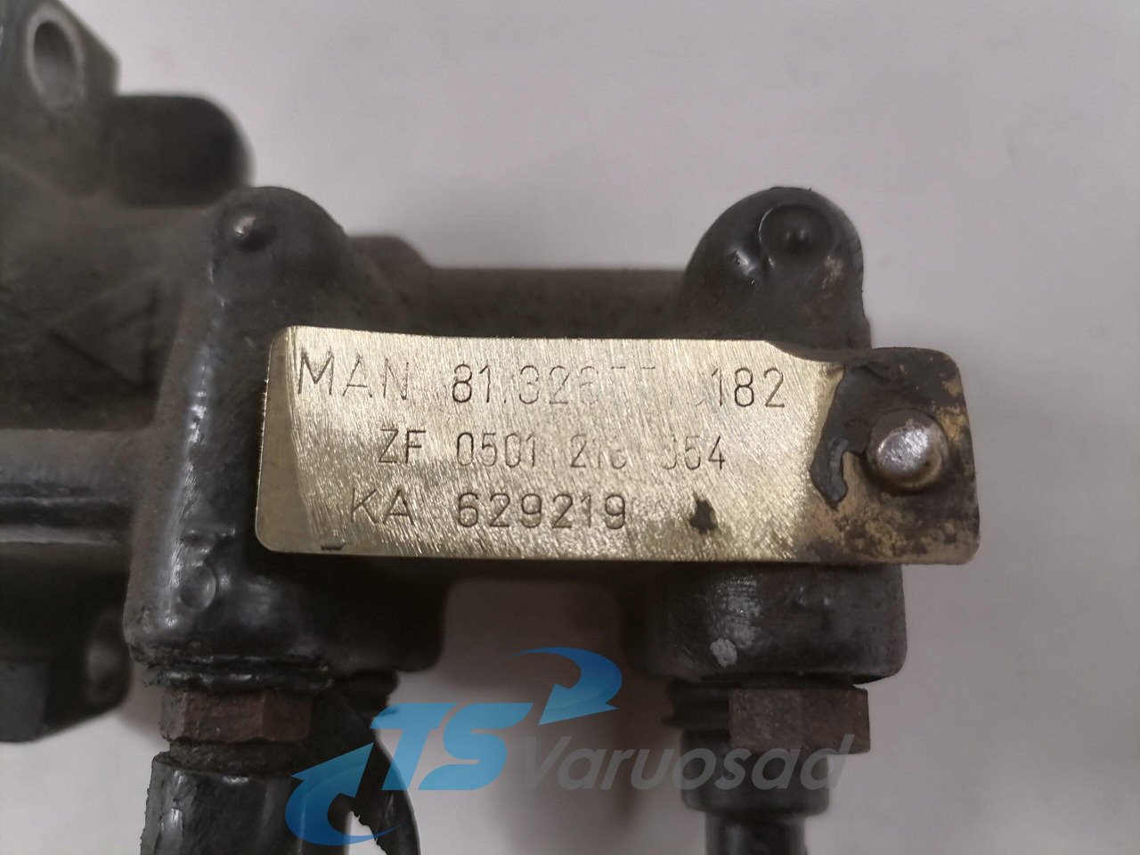 MAN Gear control 81326556182 - Getriebe und Teile für LKW: das Bild 4 MAN Gear control 81326556182 - Getriebe und Teile für LKW: das Bild 4