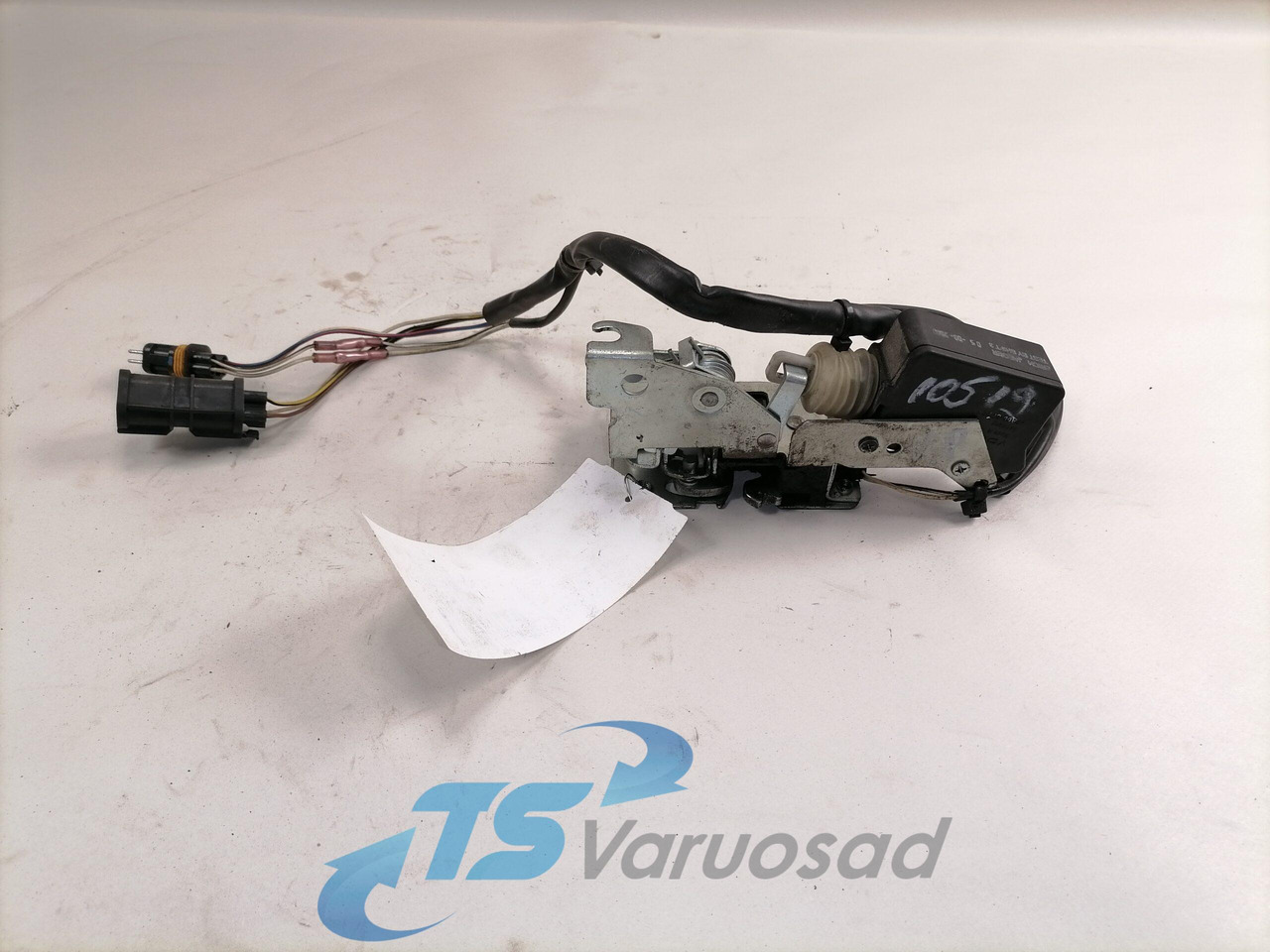 MAN Ukselukk, vasak 81626806121 - Tür und Teile für LKW: das Bild 1 MAN Ukselukk, vasak 81626806121 - Tür und Teile für LKW: das Bild 1