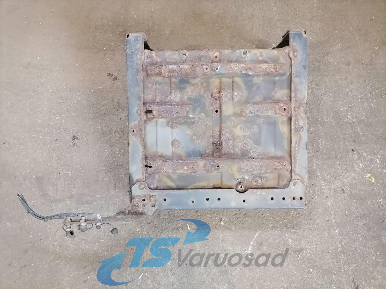 Mercedes-Benz Battery box A9415400916 - Batterie für LKW: das Bild 4 Mercedes-Benz Battery box A9415400916 - Batterie für LKW: das Bild 4