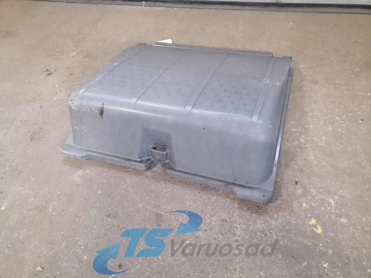 Mercedes-Benz Battery cover A9415410103 - Batterie für LKW: das Bild 1 Mercedes-Benz Battery cover A9415410103 - Batterie für LKW: das Bild 1