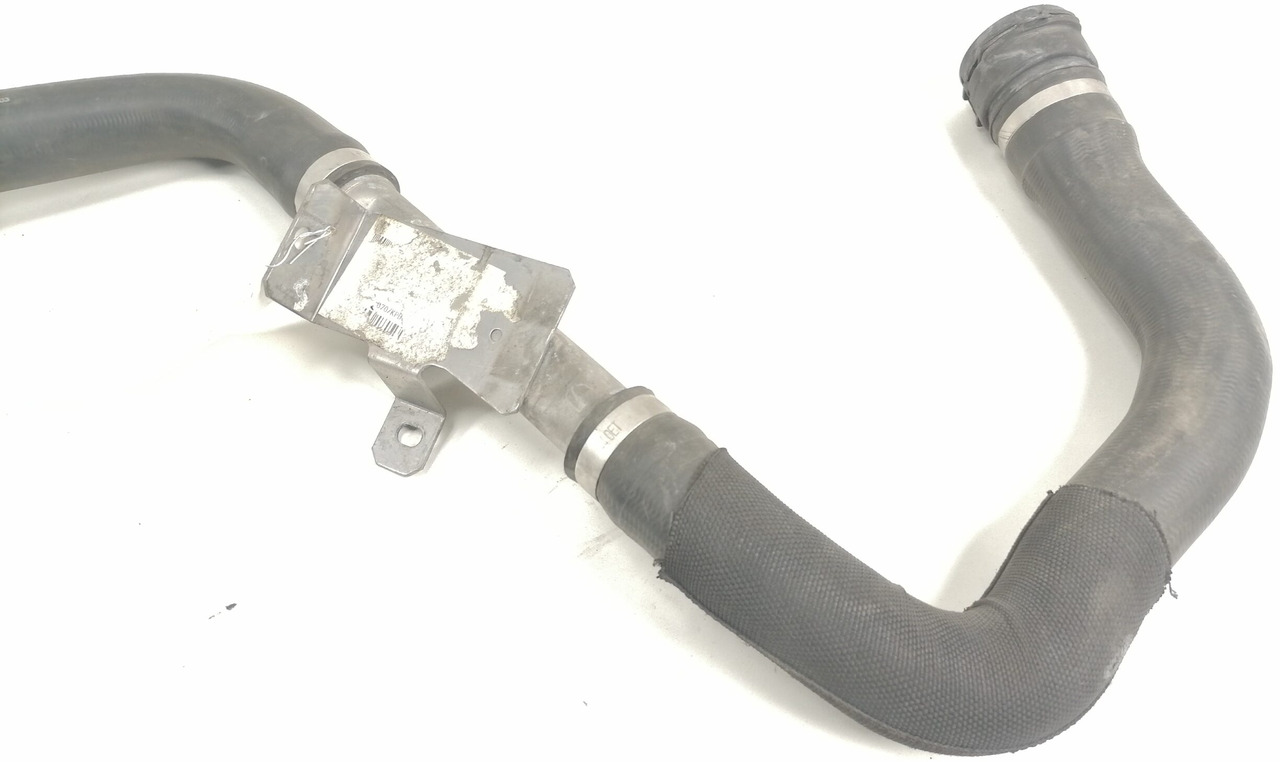 Mercedes-Benz Coolant pipe A9615005891 - Kühlsystem für LKW: das Bild 4 Mercedes-Benz Coolant pipe A9615005891 - Kühlsystem für LKW: das Bild 4