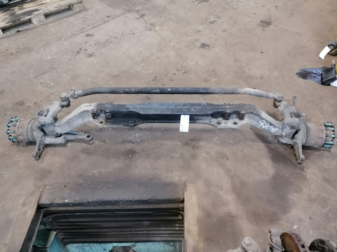Mercedes-Benz Esisilla tala A9603310501 - Vorderachse für LKW: das Bild 1 Mercedes-Benz Esisilla tala A9603310501 - Vorderachse für LKW: das Bild 1