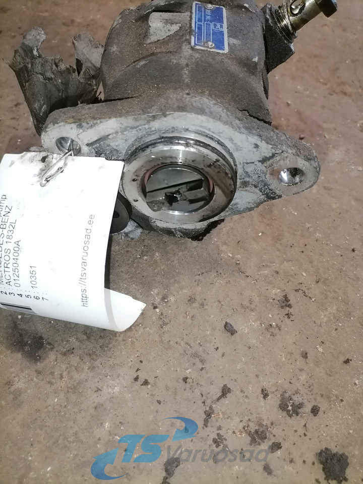 Mercedes-Benz Steering hydraulic pump 01250400A - Lenkpumpe für LKW: das Bild 3 Mercedes-Benz Steering hydraulic pump 01250400A - Lenkpumpe für LKW: das Bild 3