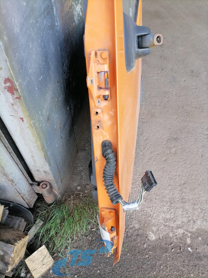 Renault Uks, vasak 5600464823 - Tür und Teile für LKW: das Bild 5 Renault Uks, vasak 5600464823 - Tür und Teile für LKW: das Bild 5