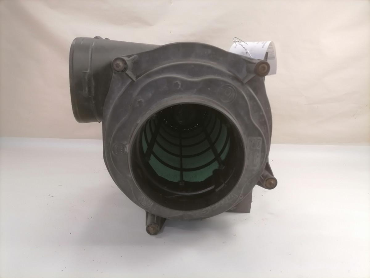 Scania Air filter housing 2348150 - Luftansaugsystem für LKW: das Bild 3 Scania Air filter housing 2348150 - Luftansaugsystem für LKW: das Bild 3
