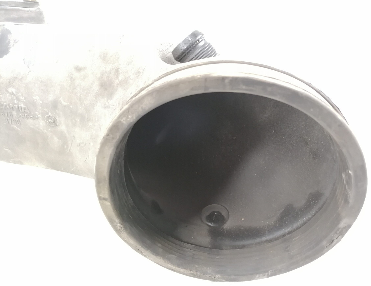 Scania Air intake 1727876 - Luftansaugsystem für LKW: das Bild 2 Scania Air intake 1727876 - Luftansaugsystem für LKW: das Bild 2