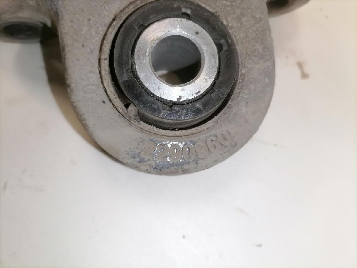 Scania Anti roll bar bracket 2290960 - Stabilisator für LKW: das Bild 3 Scania Anti roll bar bracket 2290960 - Stabilisator für LKW: das Bild 3