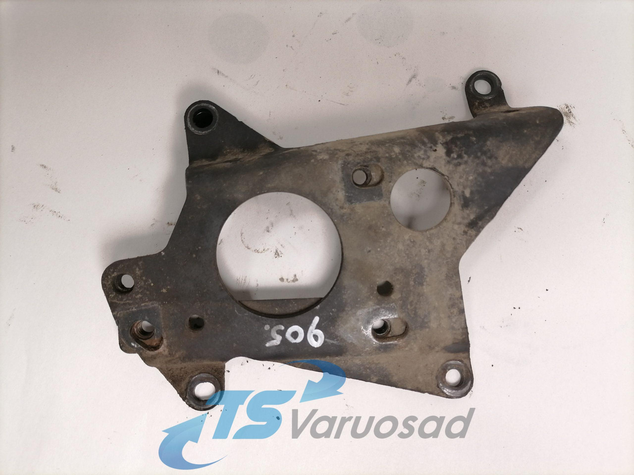 Scania Bracket 1743910 - Rahmen/ Chassis für LKW: das Bild 1 Scania Bracket 1743910 - Rahmen/ Chassis für LKW: das Bild 1