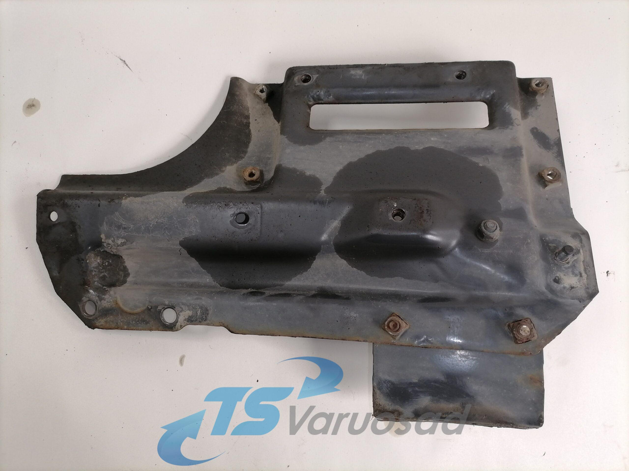 Scania Bumper bracket 1431582 - Stoßstange für LKW: das Bild 2 Scania Bumper bracket 1431582 - Stoßstange für LKW: das Bild 2