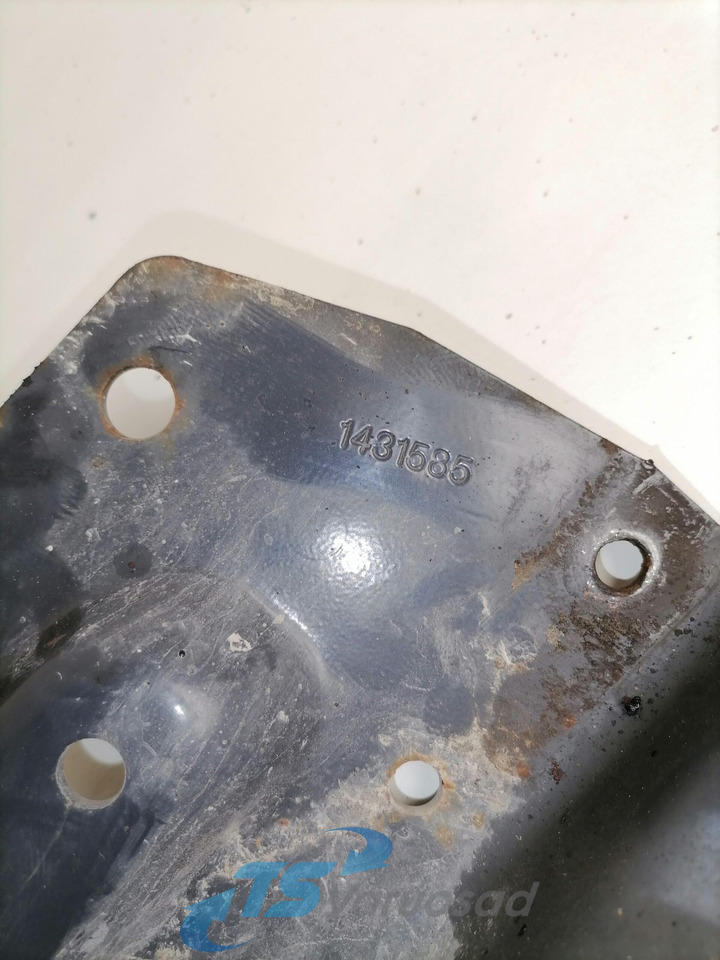 Scania Bumper bracket 1431585 - Stoßstange für LKW: das Bild 3 Scania Bumper bracket 1431585 - Stoßstange für LKW: das Bild 3