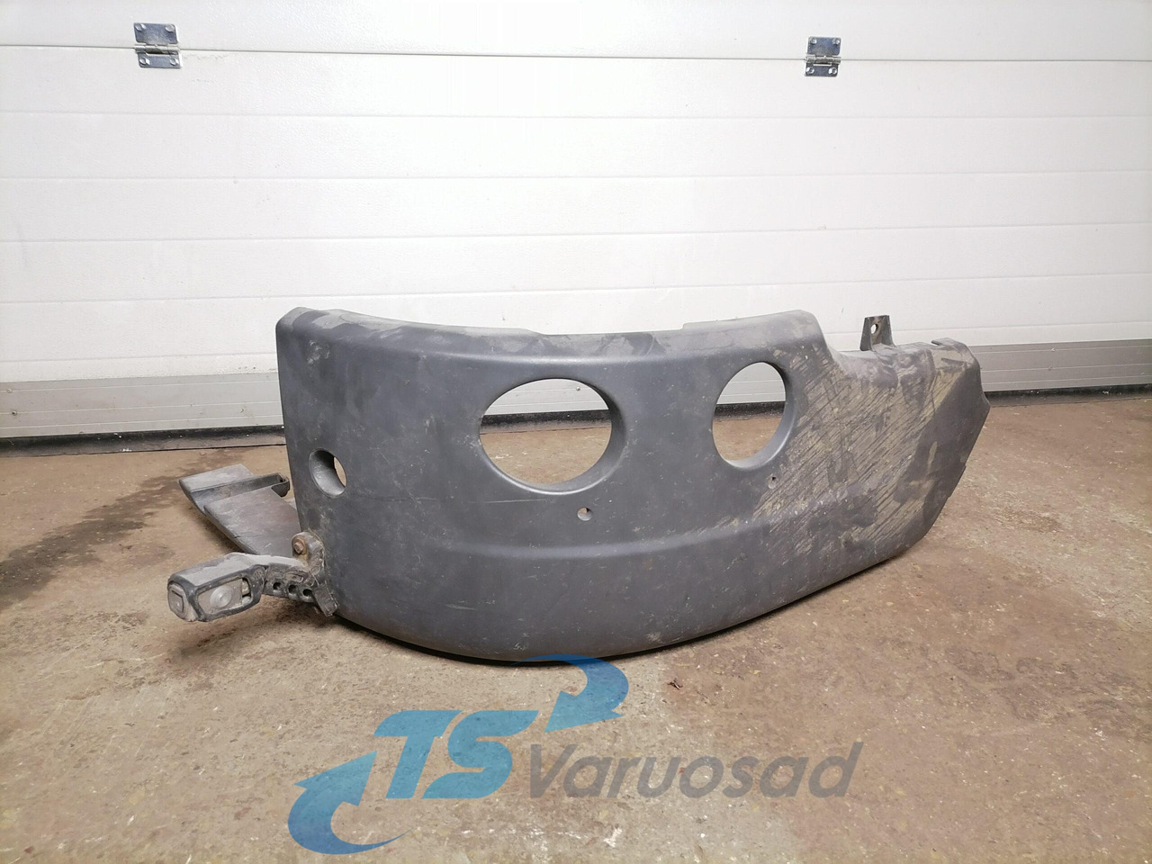 Scania Bumper cover 1884915 - Stoßstangenecke für LKW: das Bild 2 Scania Bumper cover 1884915 - Stoßstangenecke für LKW: das Bild 2