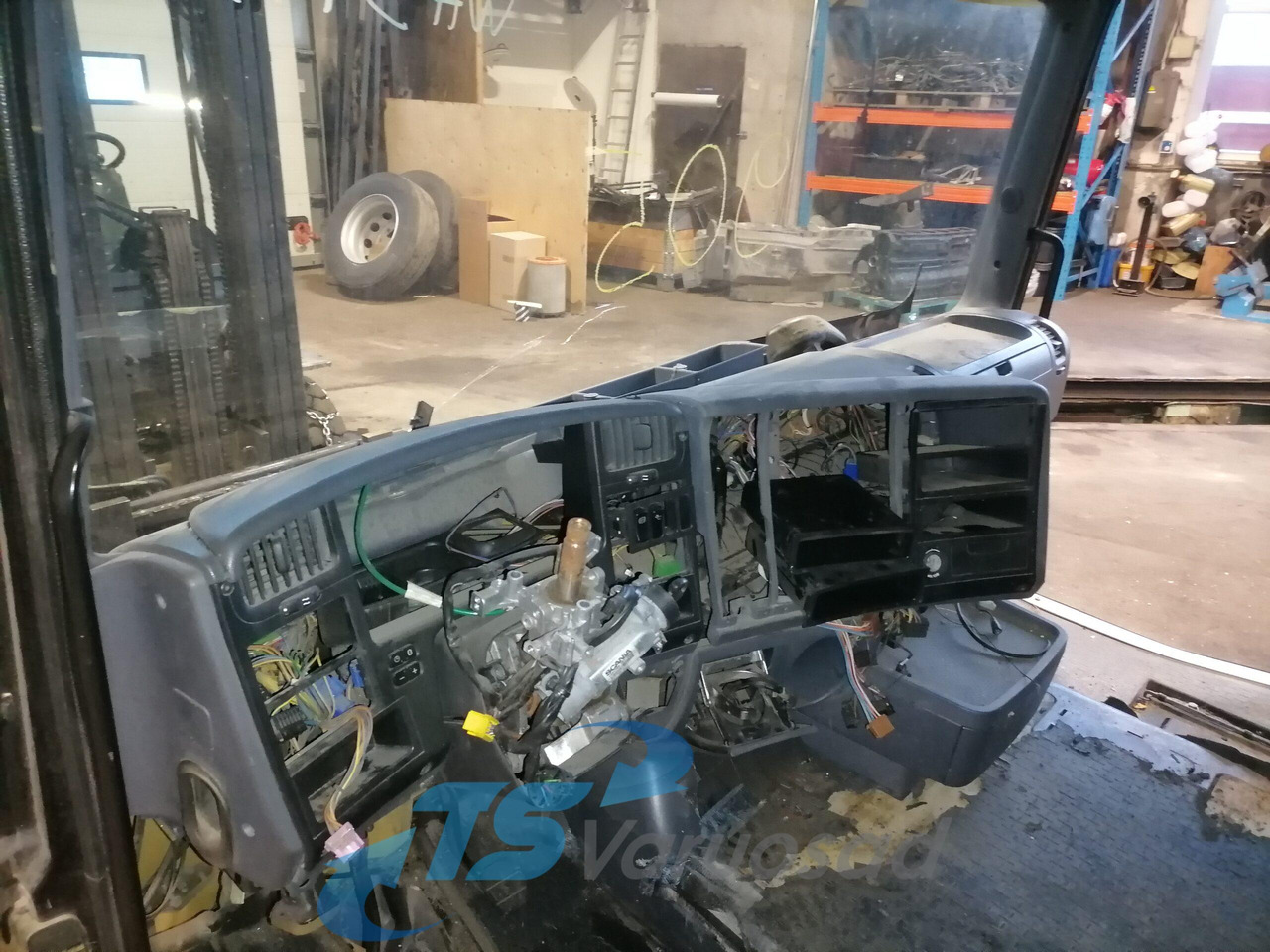 Fahrerhaus und Interieur für LKW Scania Cab CR19: das Bild 9