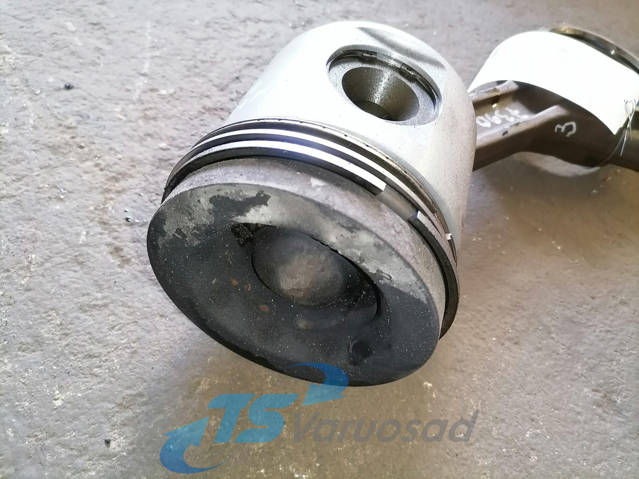 Scania Connecting rod + piston 1791992 - Kolbe/ Ring/ Laufbuchse für LKW: das Bild 2 Scania Connecting rod + piston 1791992 - Kolbe/ Ring/ Laufbuchse für LKW: das Bild 2