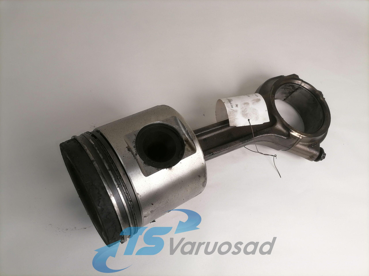 Scania Connecting rod + piston 1798596 - Kolbe/ Ring/ Laufbuchse für LKW: das Bild 1 Scania Connecting rod + piston 1798596 - Kolbe/ Ring/ Laufbuchse für LKW: das Bild 1