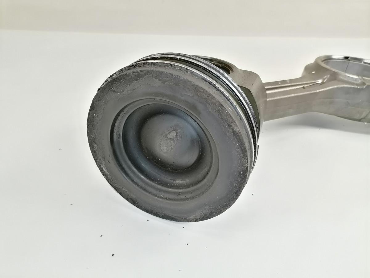 Scania Connecting rod + piston 2428219 - Kolbe/ Ring/ Laufbuchse für LKW: das Bild 4 Scania Connecting rod + piston 2428219 - Kolbe/ Ring/ Laufbuchse für LKW: das Bild 4